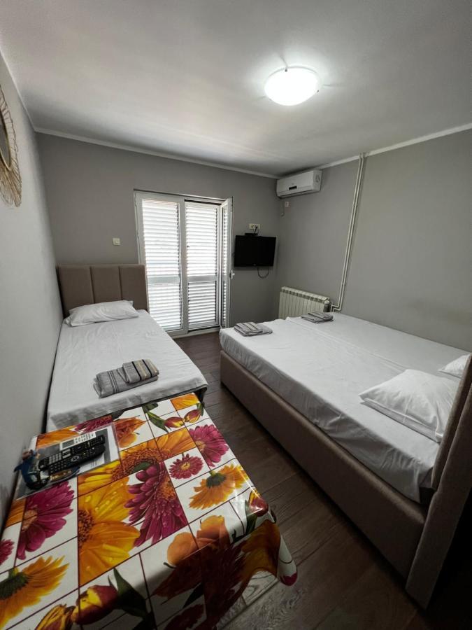 Guest House Mrvaljevic บุดวา ภายนอก รูปภาพ