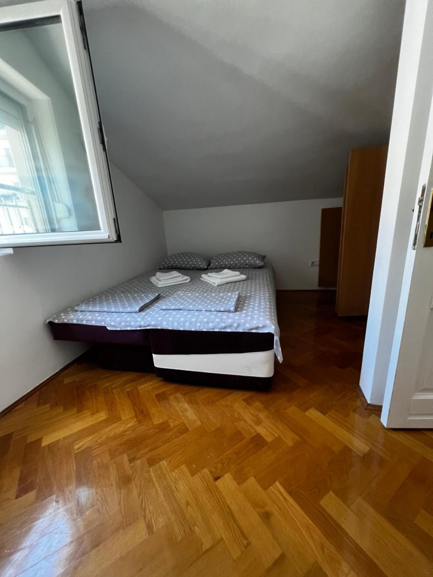 Guest House Mrvaljevic บุดวา ภายนอก รูปภาพ